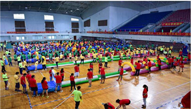 搏翺拓展趣味運(yùn)動項(xiàng)目：超級障礙賽